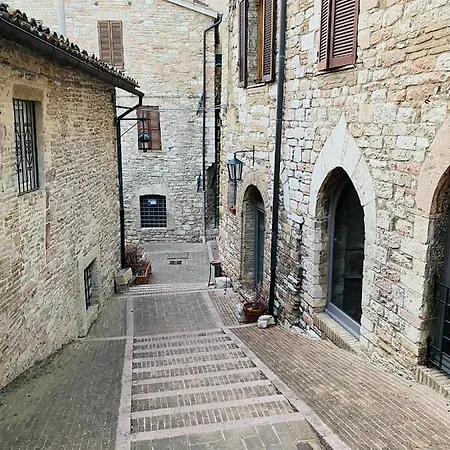 Hotel La Fortezza Assisi Esterno foto